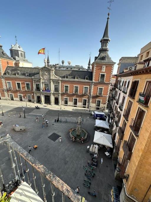 Economico Piso En Madrid Centro Appartement Buitenkant foto