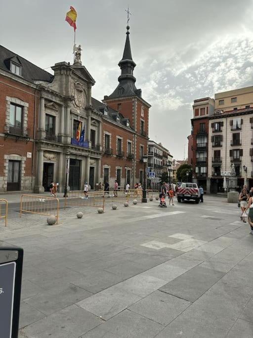 Economico Piso En Madrid Centro Appartement Buitenkant foto