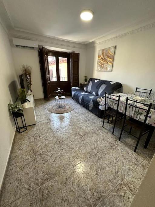 Economico Piso En Madrid Centro Appartement Buitenkant foto