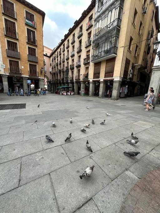 Economico Piso En Madrid Centro Appartement Buitenkant foto