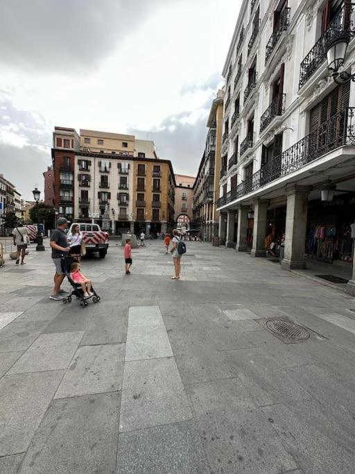 Economico Piso En Madrid Centro Appartement Buitenkant foto